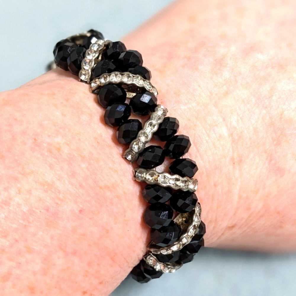 Vintage Black Crystal Bead Stretchy Bracelet with Rhinestone Accents - Picture 16 of 16